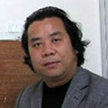 書畫家張泉蹤